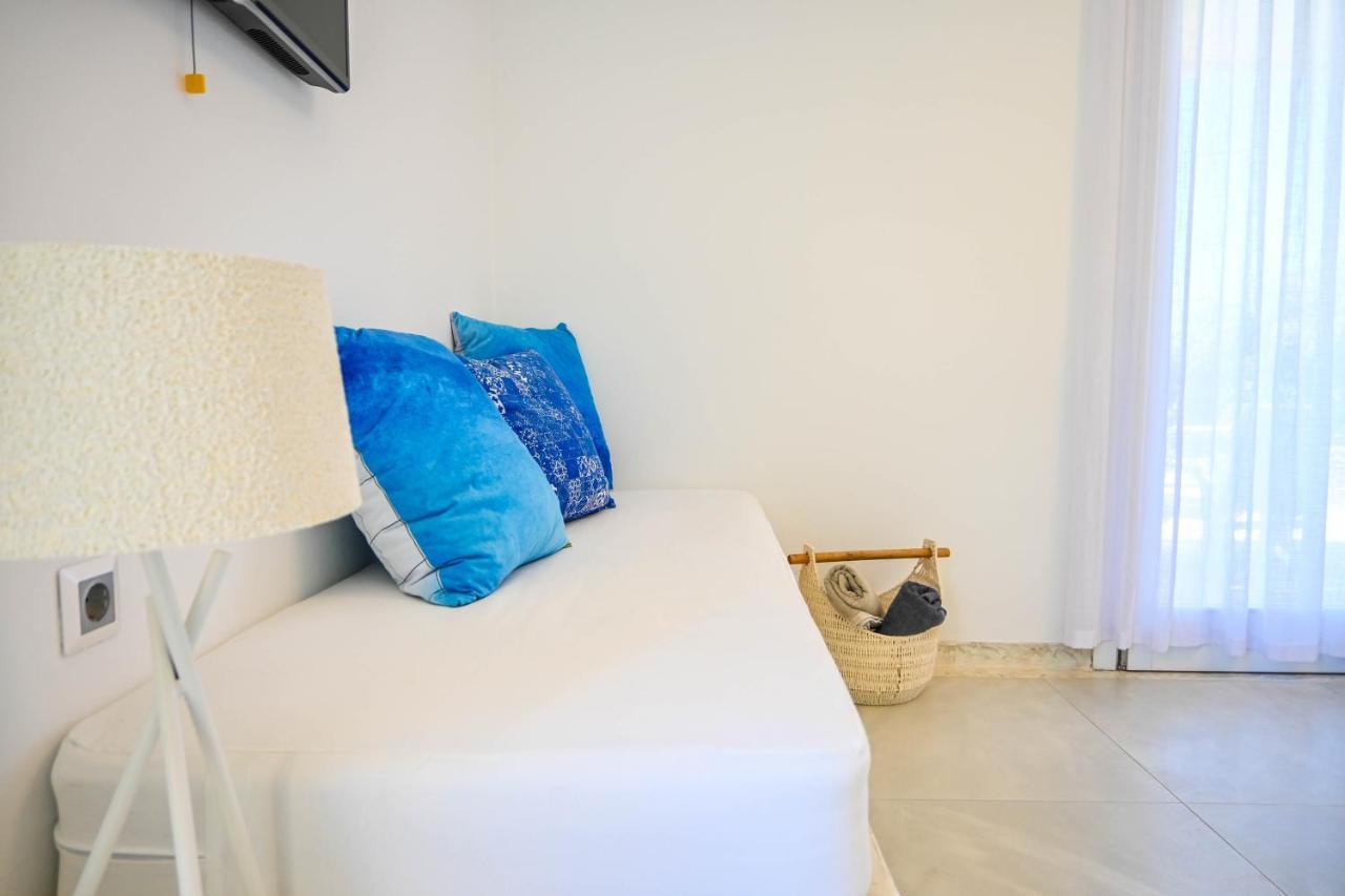 Schinoza Luxury Suites Schoinoussa 外观 照片