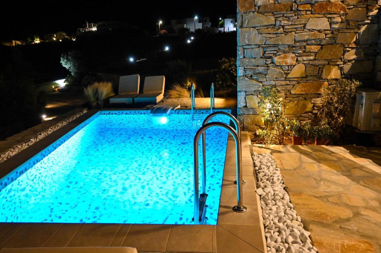 Schinoza Luxury Suites Schoinoussa 外观 照片
